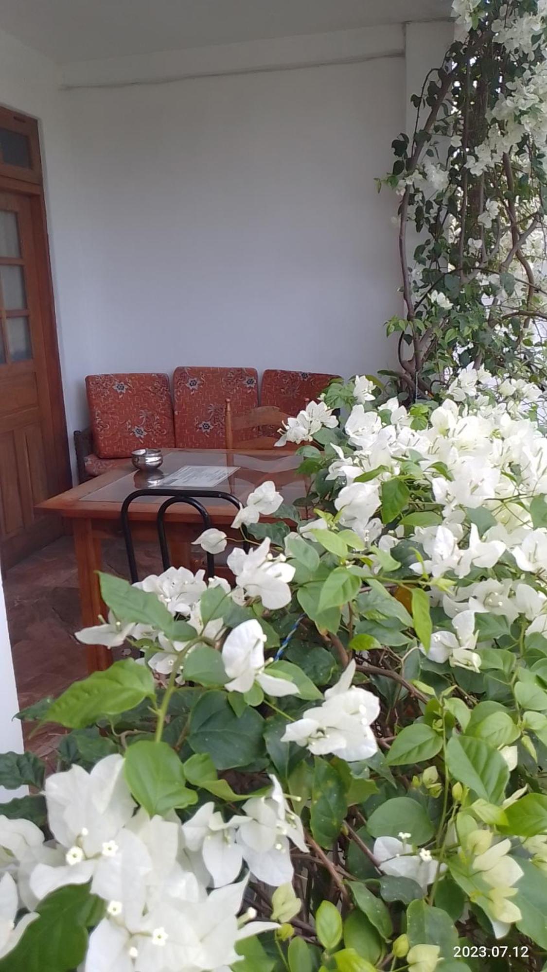 Old Town Hotel Kandy Esterno foto