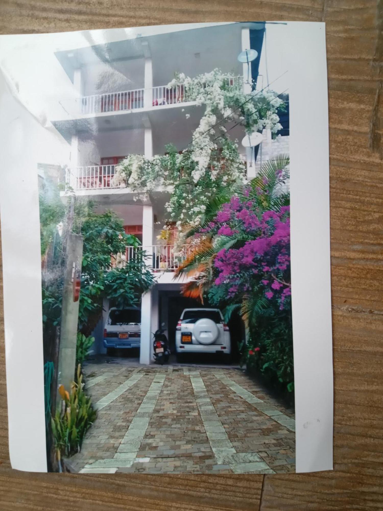 Old Town Hotel Kandy Esterno foto